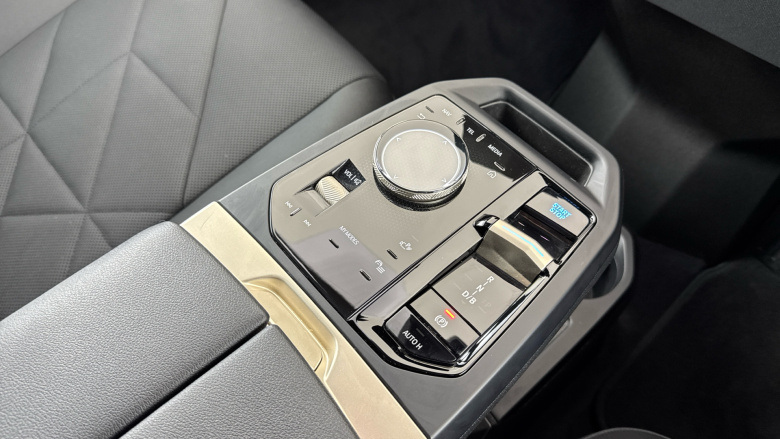 BMW iX 240kW xDrive40 M Sport Edition 76.6kWh 5dr Auto Electric Estate